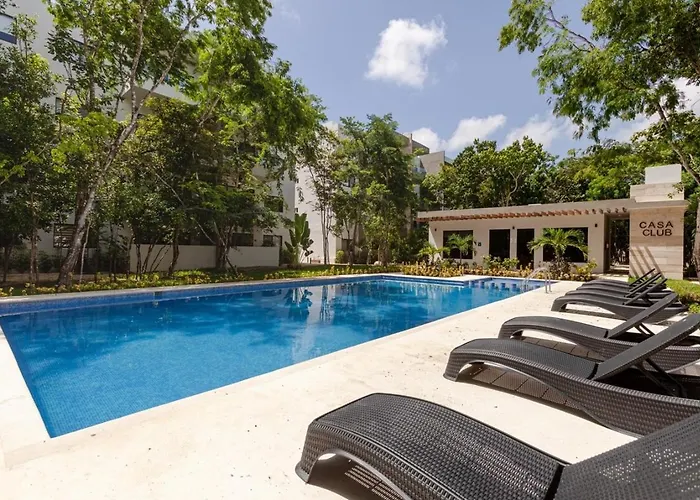 Family Retreat For 8 300 Mb 2 Gyms 6 Pools Holiday home *