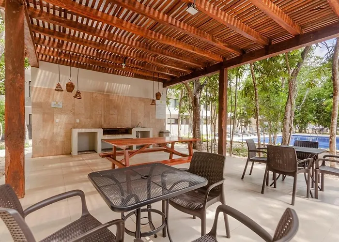 Family Retreat For 8 300 Mb 2 Gyms 6 Pools * Playa del Carmen