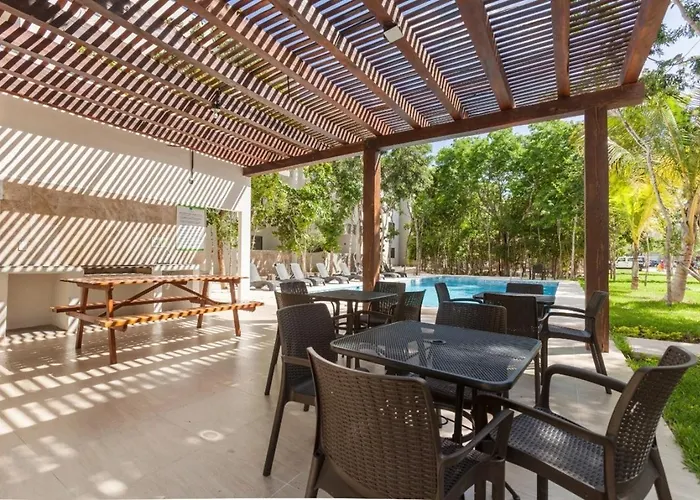 Holiday home Family Retreat For 8 300 Mb 2 Gyms 6 Pools