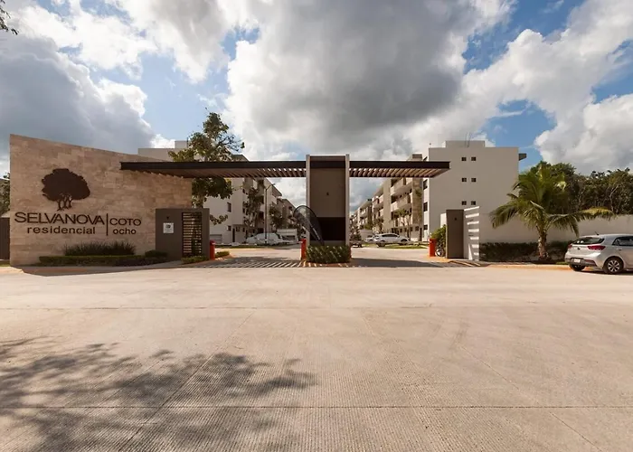 Family Retreat For 8 300 Mb 2 Gyms 6 Pools Holiday home