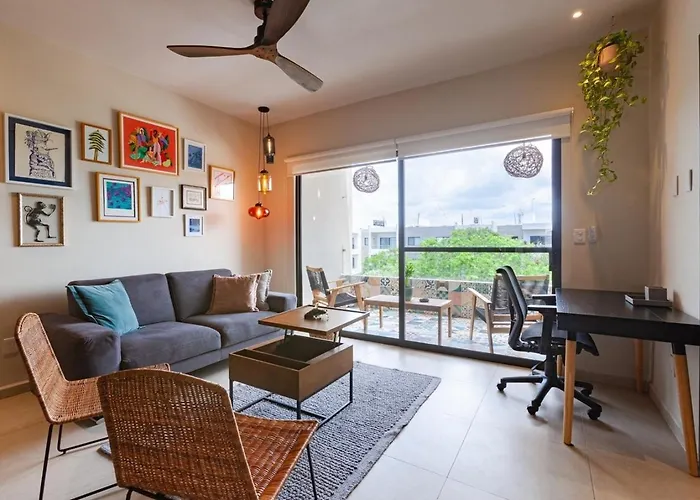 Holiday home Family Retreat For 8 300 Mb 2 Gyms 6 Pools